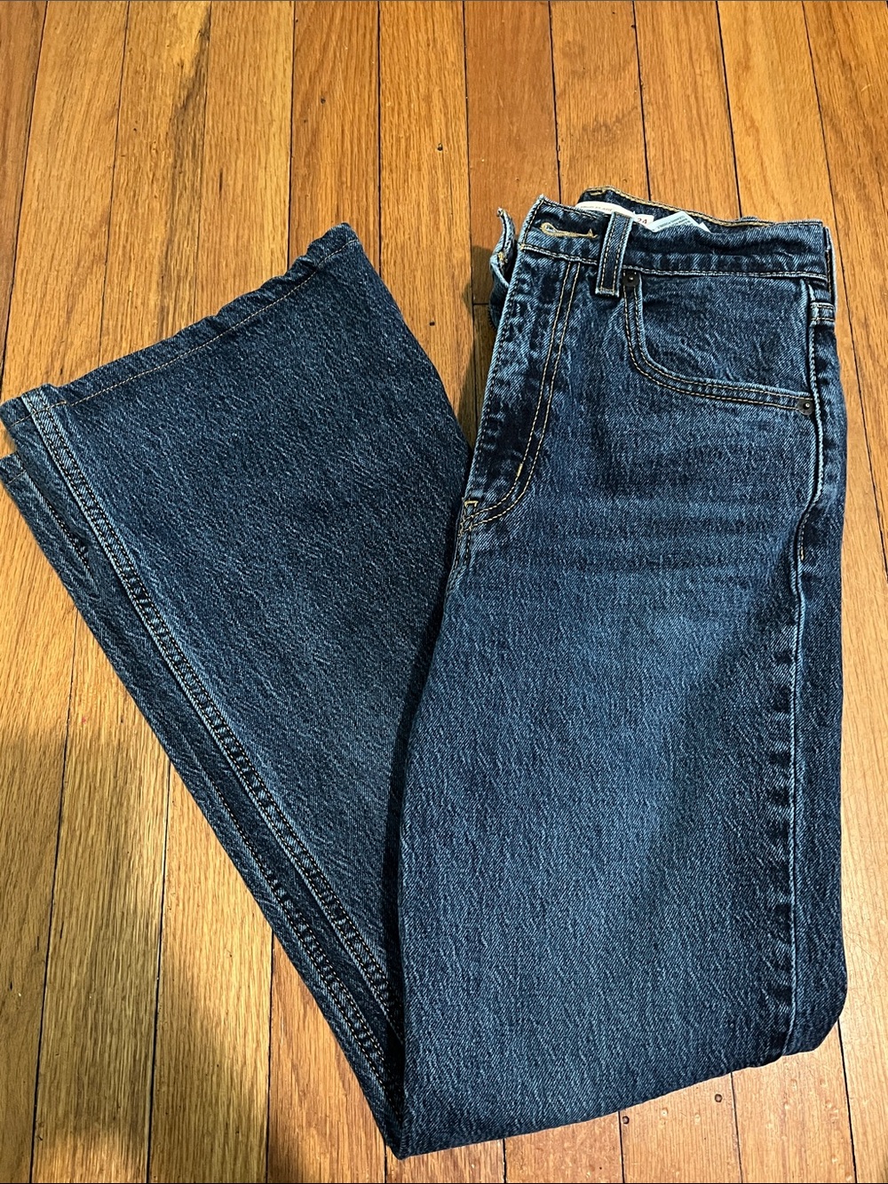 Levi’s 70s High Rise flare dark wash jeans